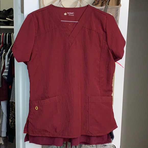 Wonder wink scrub top - Picture 1 of 1